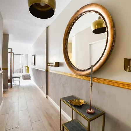 Cmg Victor Hugo Apartment